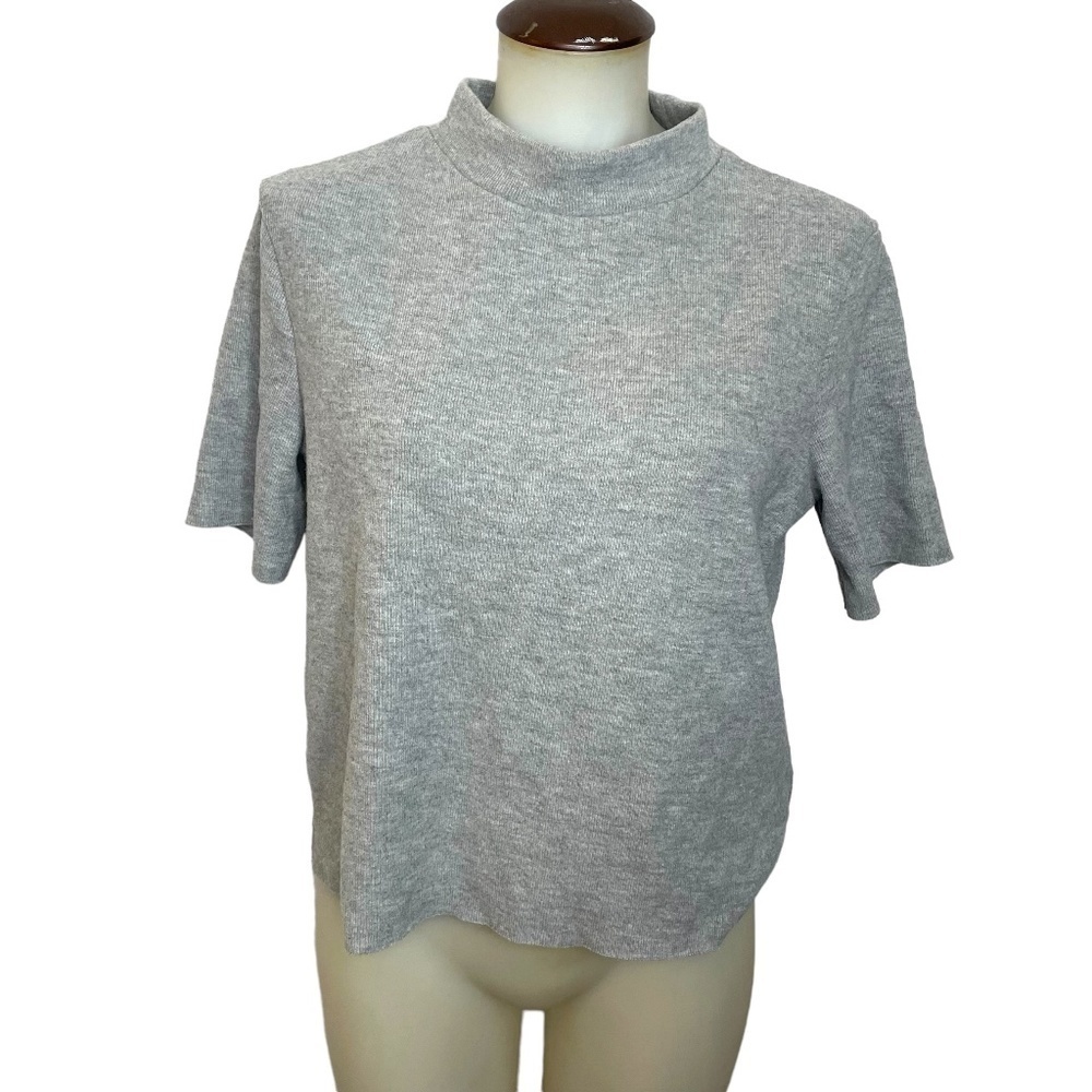Ribbed Boxy Grey Heather Top 🤍